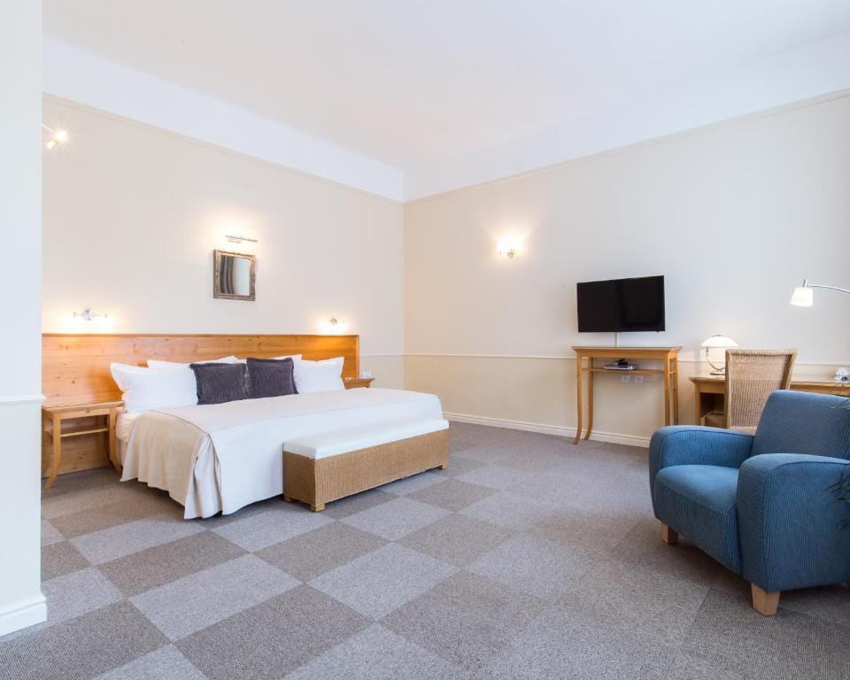 Unitas Hotel — 2