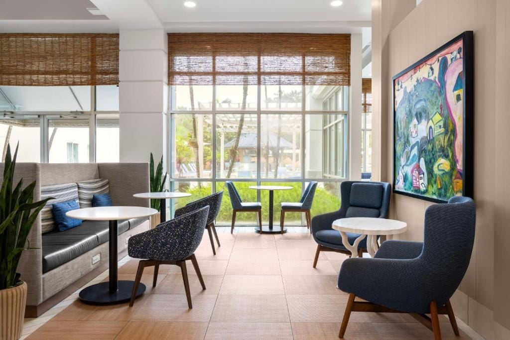 Hampton Inn & Suites San Juan — 2