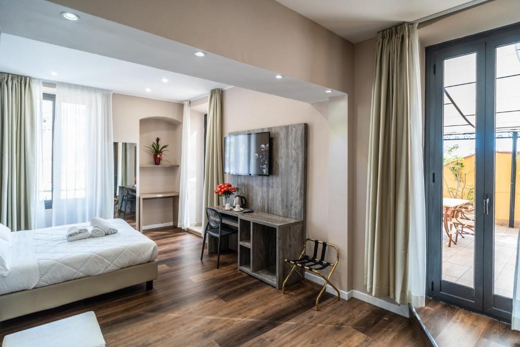 Hotel Globo Suite-Correnti hotels — 2