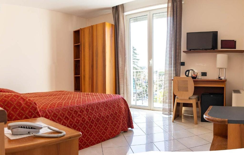 Hotel Marinella — 3