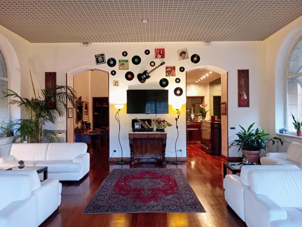 Hotel Morandi — 3
