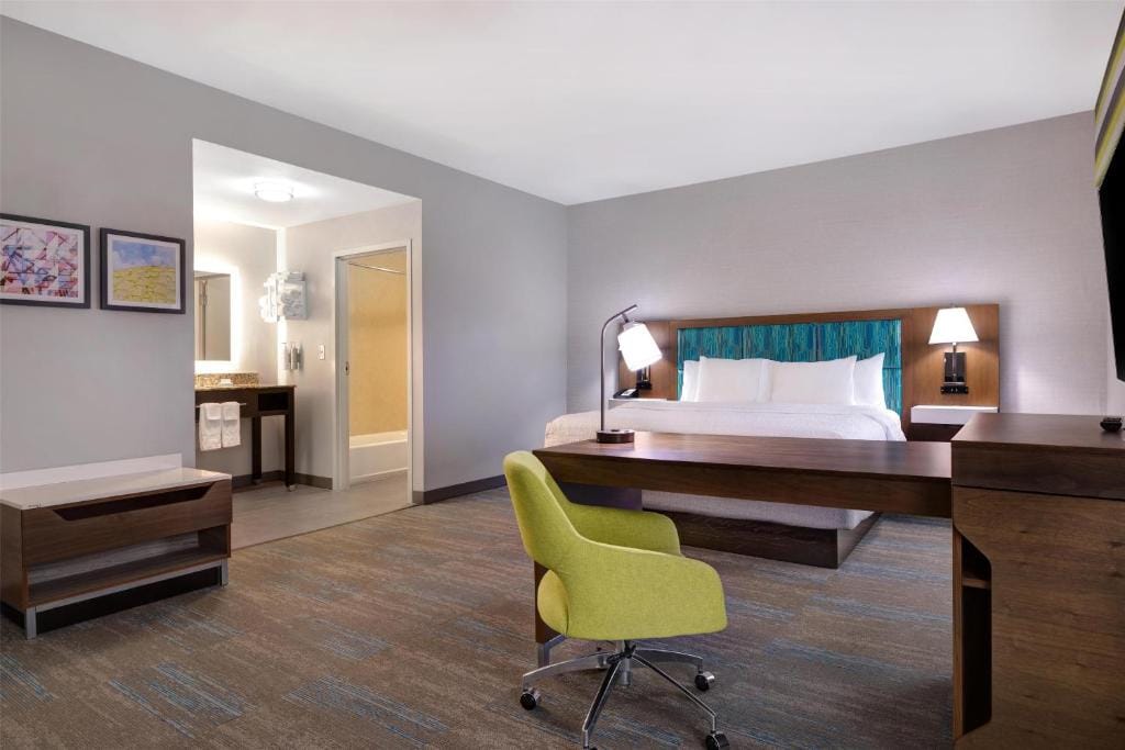 Hampton Inn & Suites Shreveport — 2