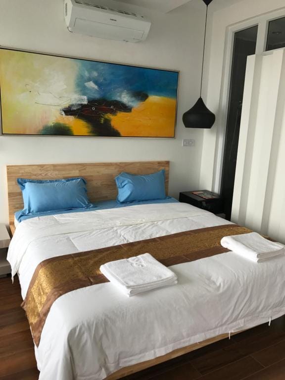 Benny's City Hotel — 2