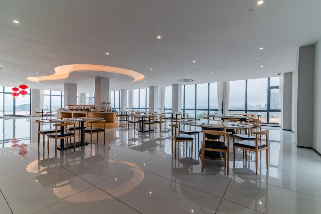 Billions Hotel — 5