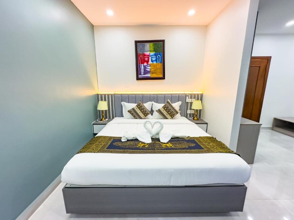 C-Hotel — 2