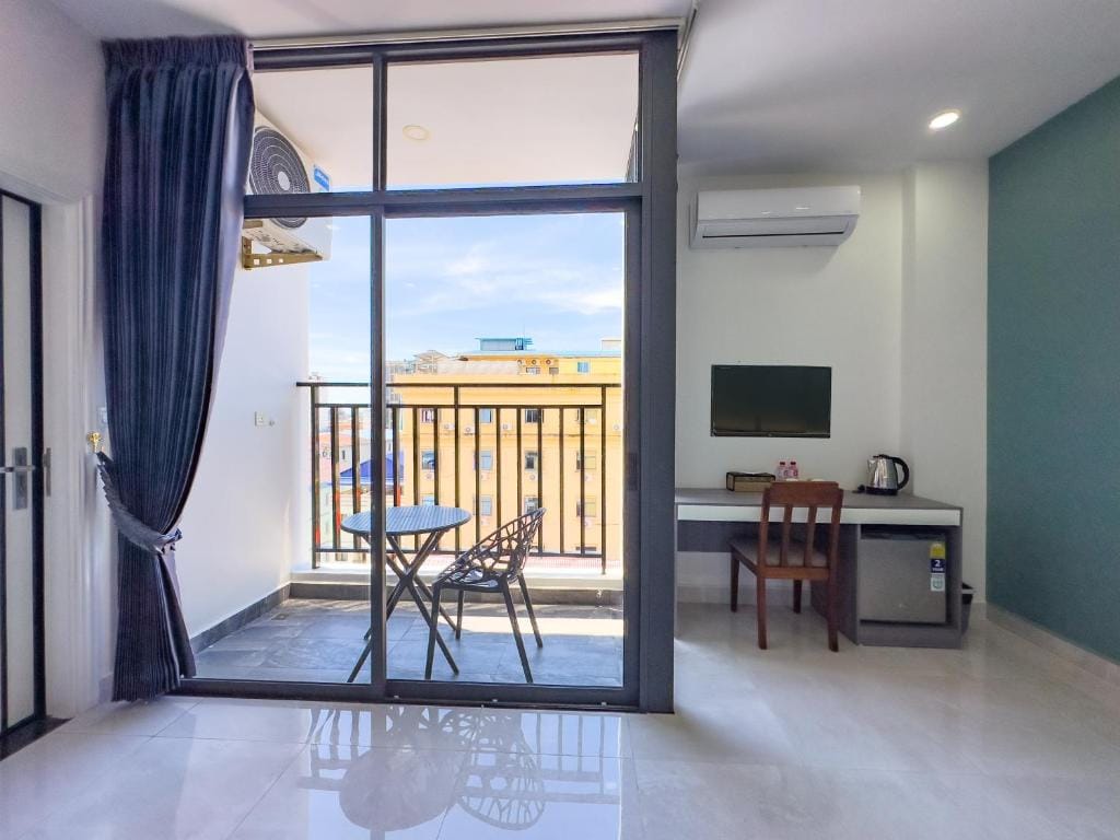C-Hotel — 5