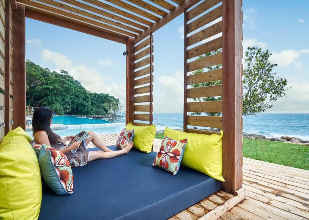 Independence Hotel Resort & Spa — 4