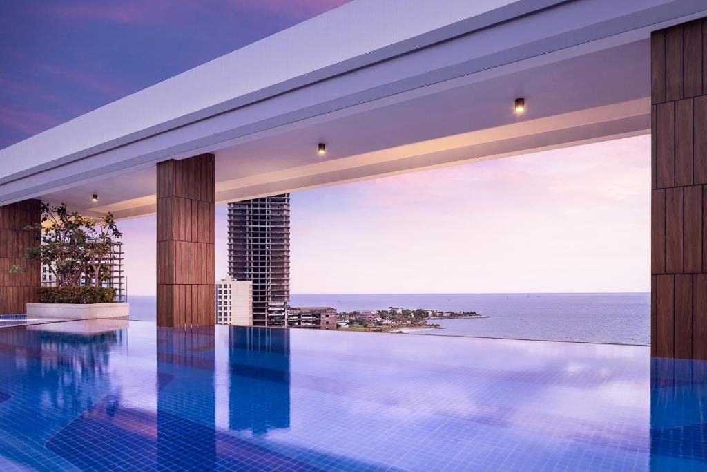 RIVA Hotel SHV — 1