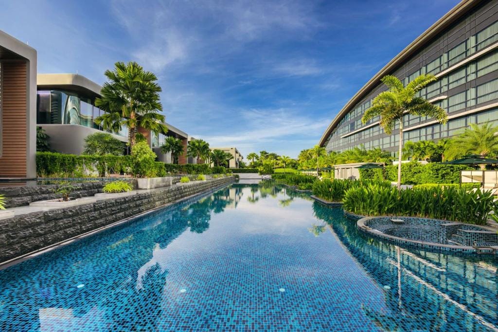 Dusit Thani Laguna Singapore — 1