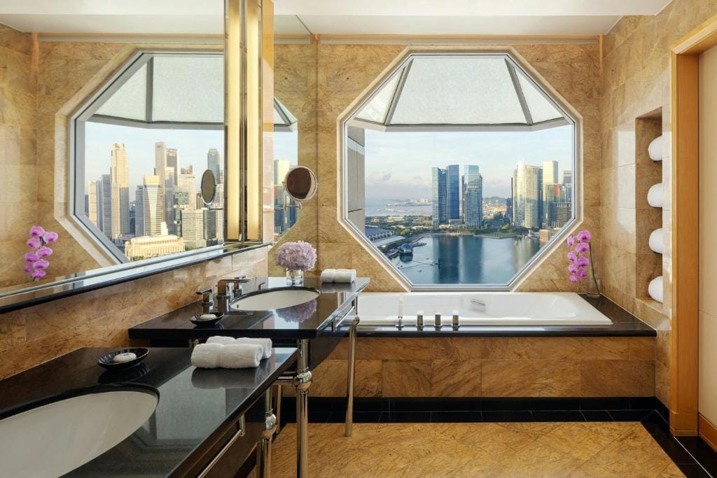 The Ritz-Carlton, Millenia Singapore — 3