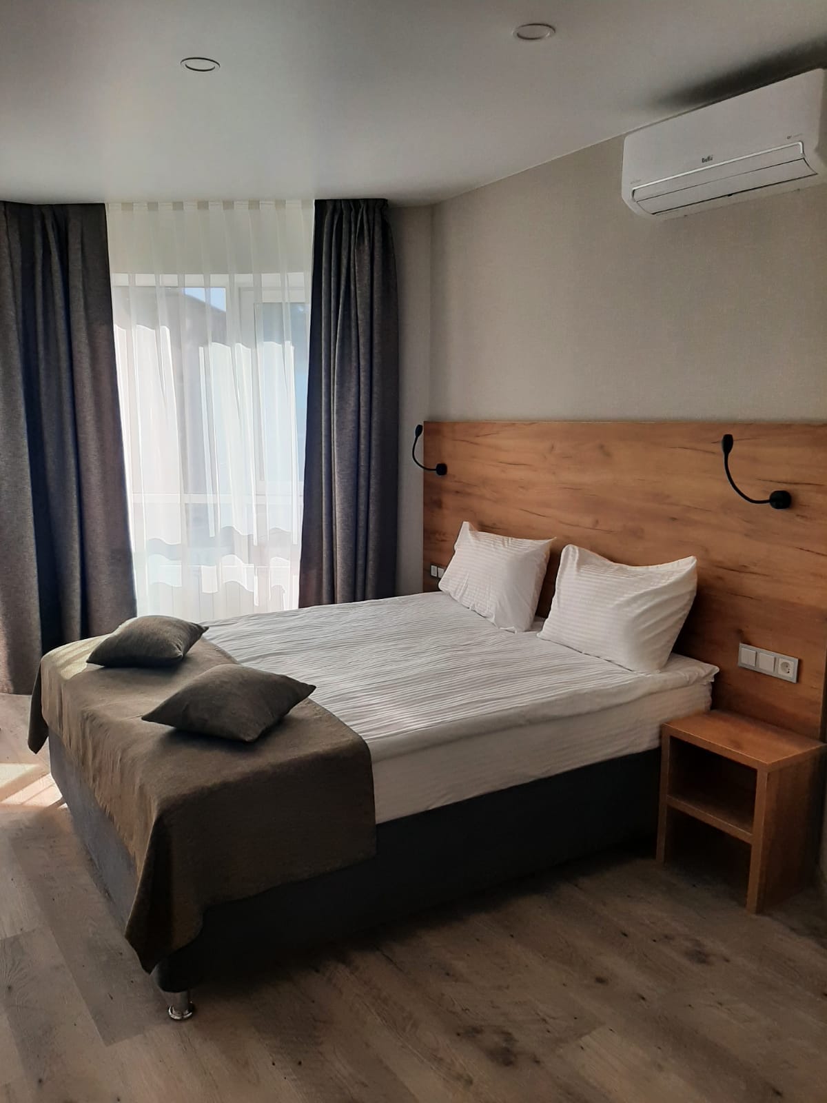 Apart-Hotel Atmosfera Park — 1