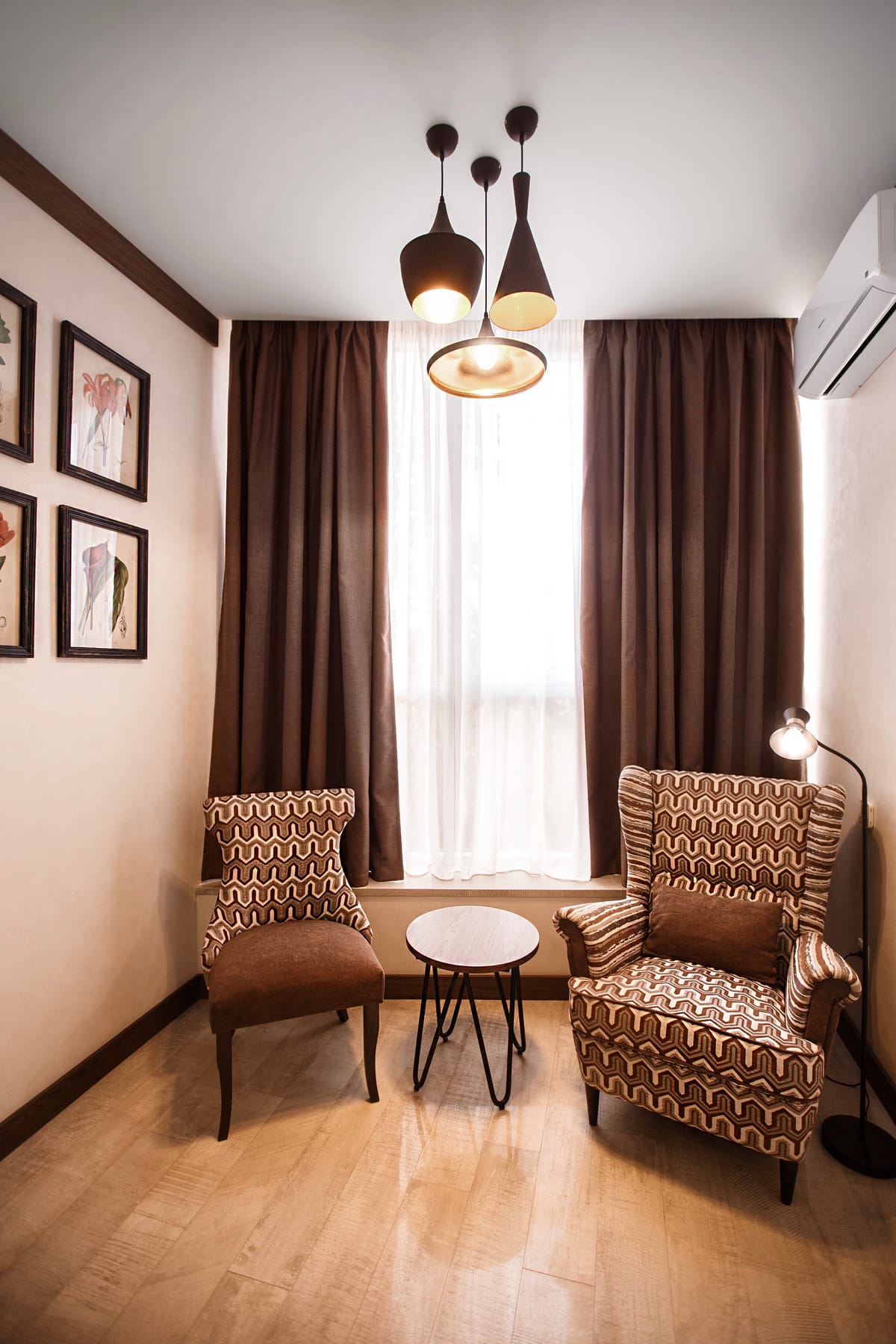 SIMPLE HOTEL — 5