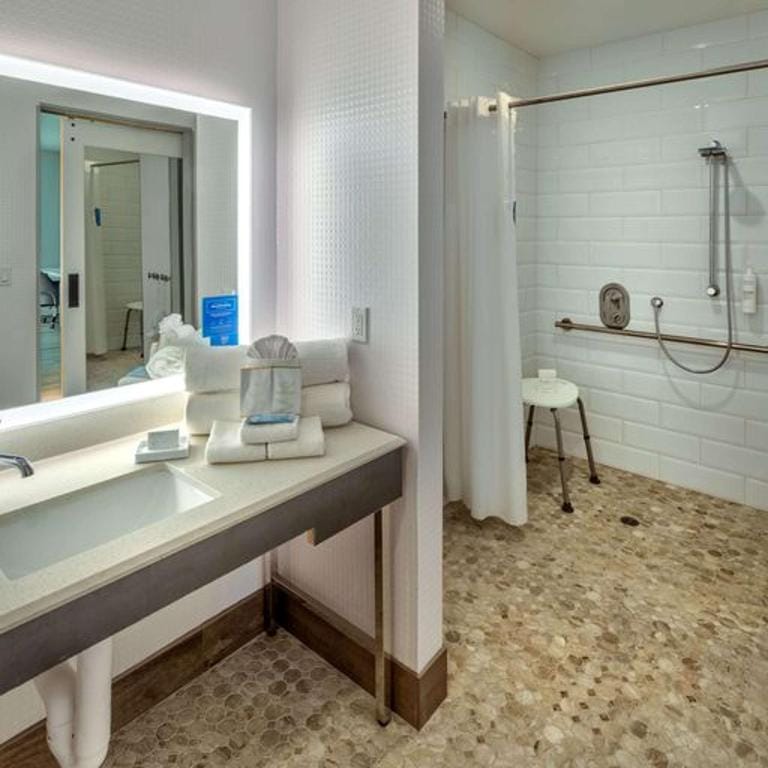 Hampton Inn & Suites South Lake Tahoe — 3