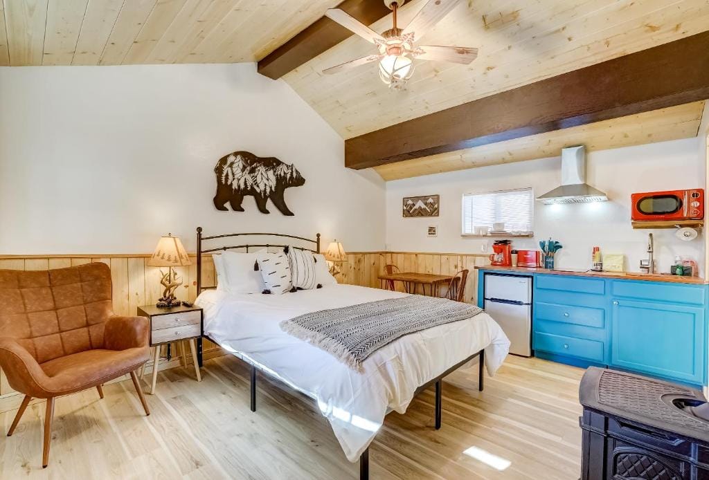 Tahoe Mountain Inn — 3