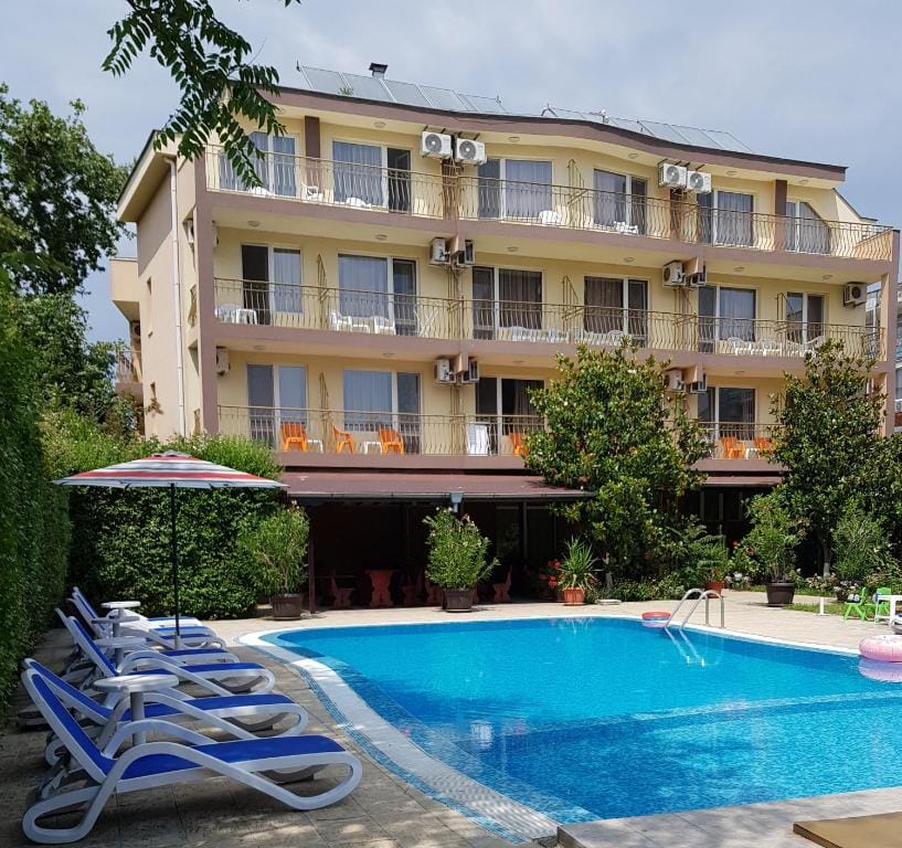 Family Hotel Magnolia, Sunny Beach — 1