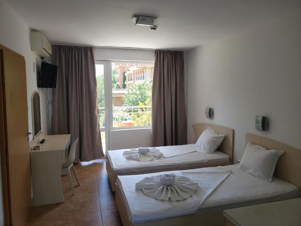 Family Hotel Magnolia, Sunny Beach — 3