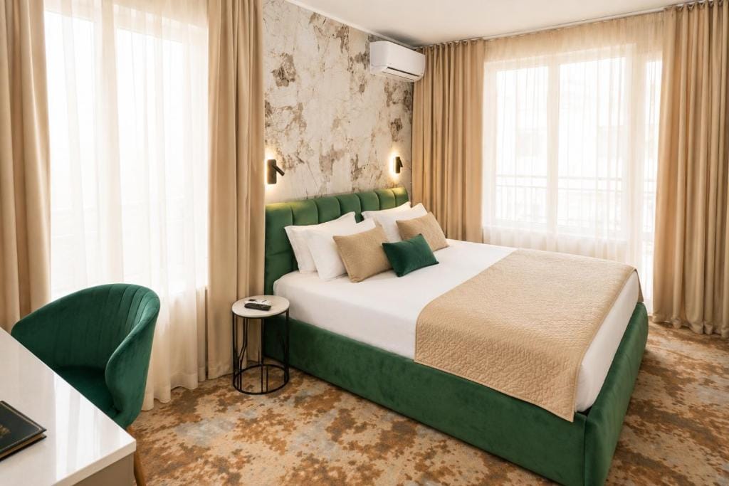 Hotel Central — 4