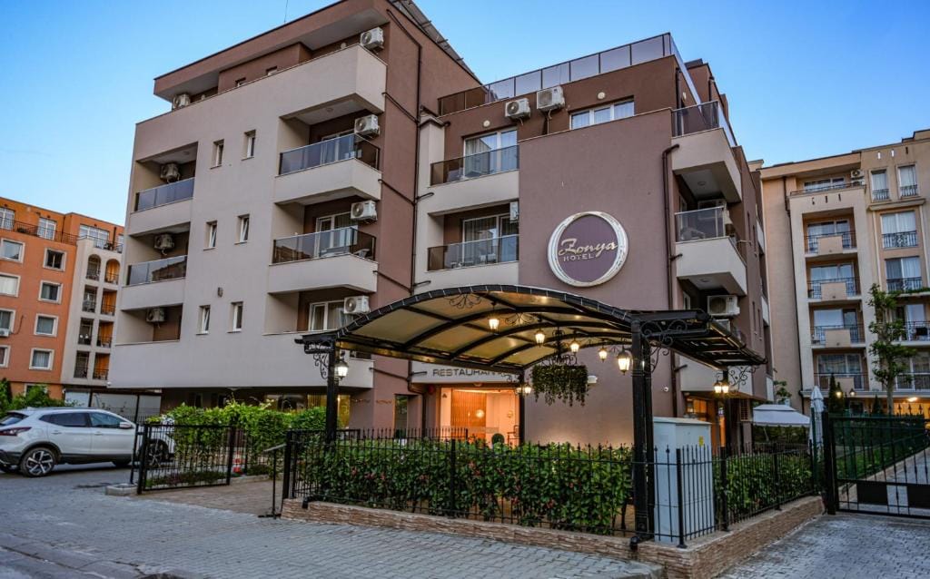 Hotel Zonya — 3