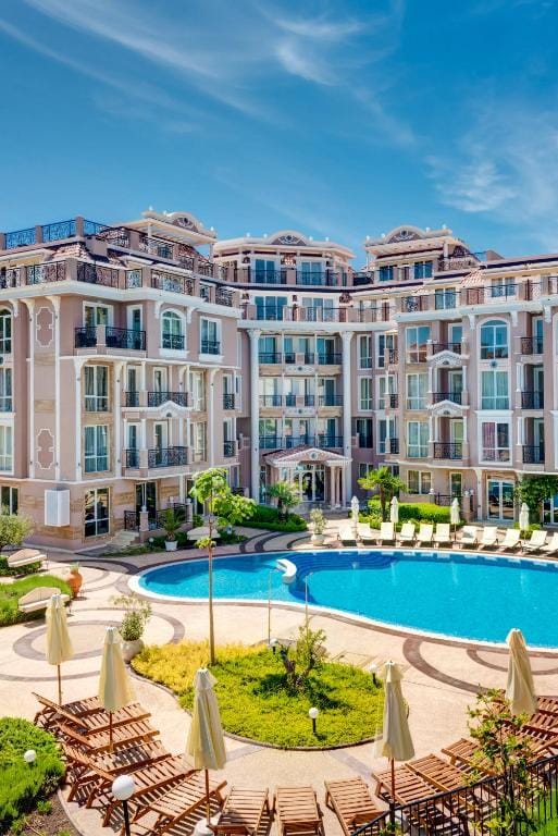 Izida Palace Apartments — 4