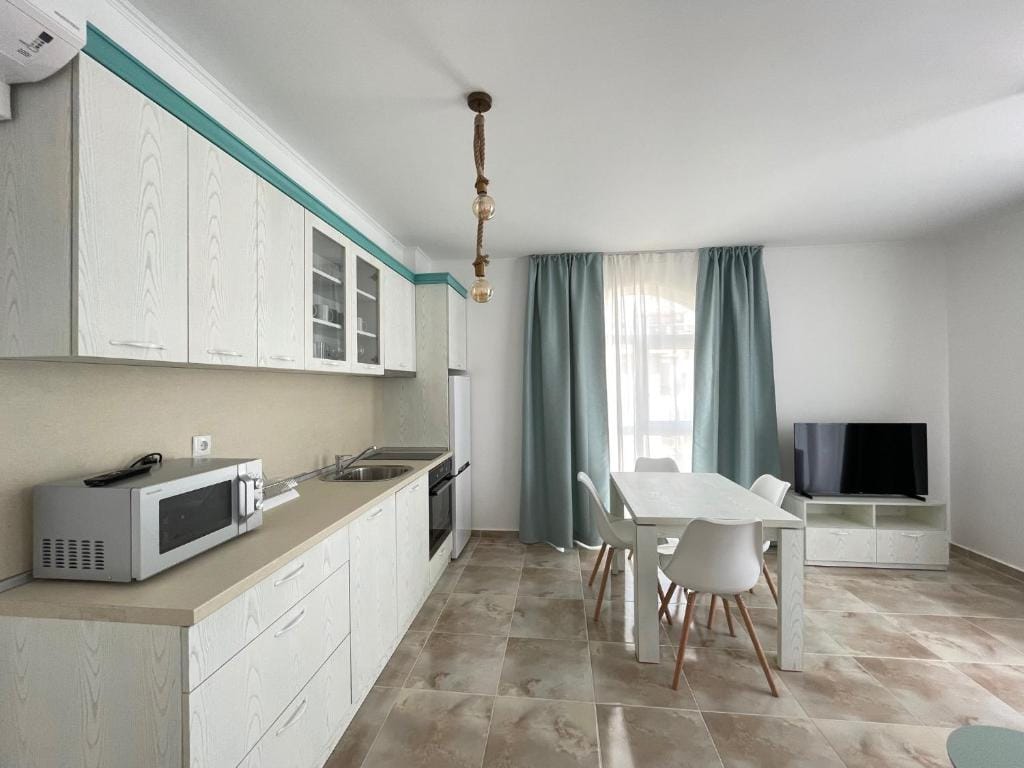 Izida Palace Apartments — 5