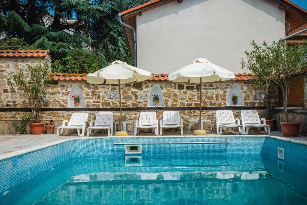 VILLA SOL — 5