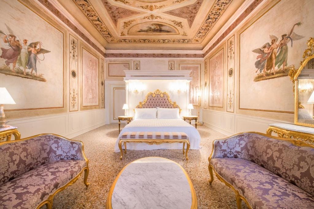 Ca' Bonfadini Historic Experience — 1