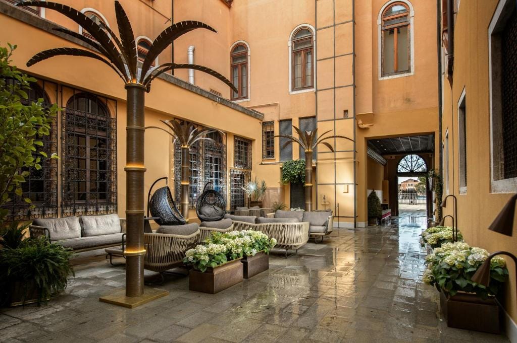 Palazzo Veneziano - Venice Collection — 3