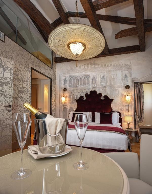 Santa Croce Boutique Hotel — 3